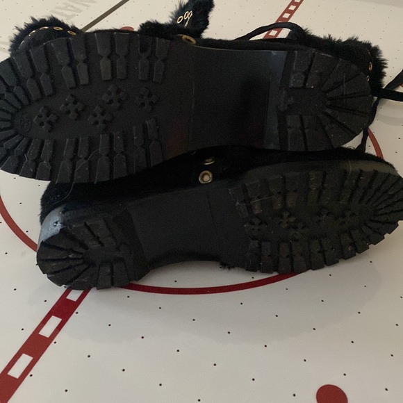 Gorgeous real fur Jimmy Choo boots NWOT - Picture 9 of 11